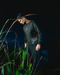 MEEROFFICIAL™ BLACK SWEATSHIRT